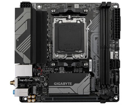 GIGABYTE A620I AX placa base AMD A620 Zócalo AM5 mini ITX (Espera 4 dias)